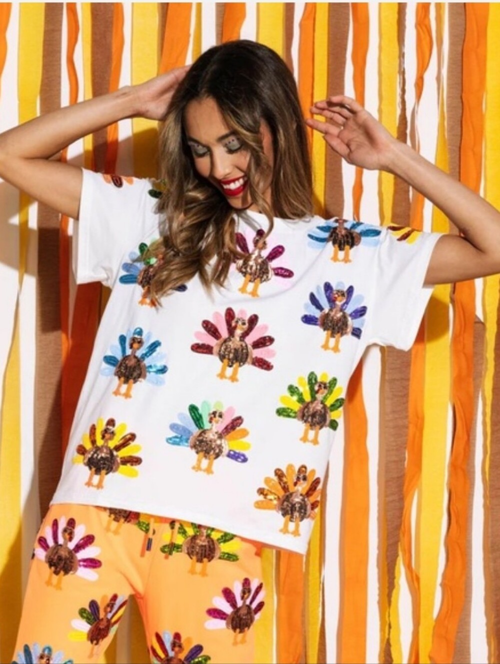 Queen of Sparkles Thanksgiving Turkey Sequin Tee 2XL White Multicolor